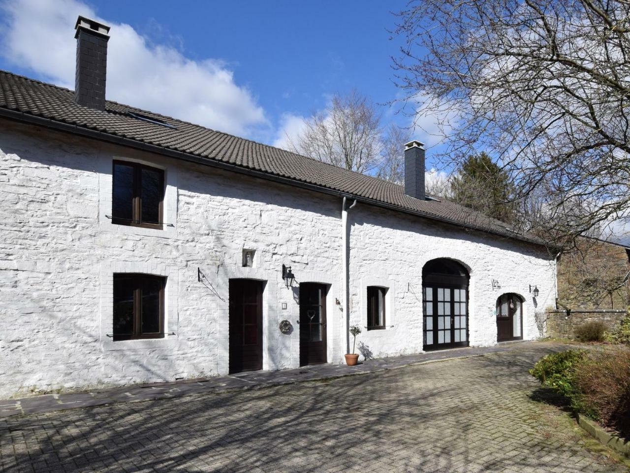 Former Farmhouse In A Quiet Village Manhay Exteriör bild